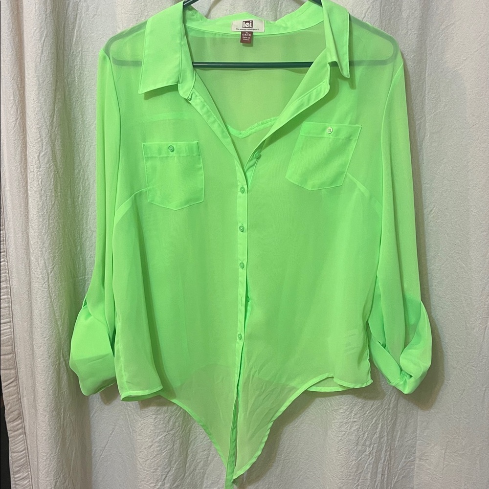 LEI Women's Bright Green Sheer Blouse - Picture 4 of 4